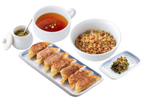 ぎょうざ 7個定食（半チャーハン）